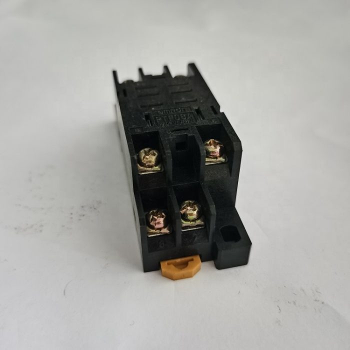 61001049 (6) 61001049 (6)